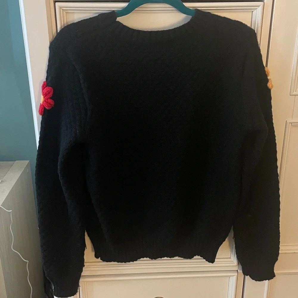 Floral Crochet Black Sweater - Picture 5 of 8
